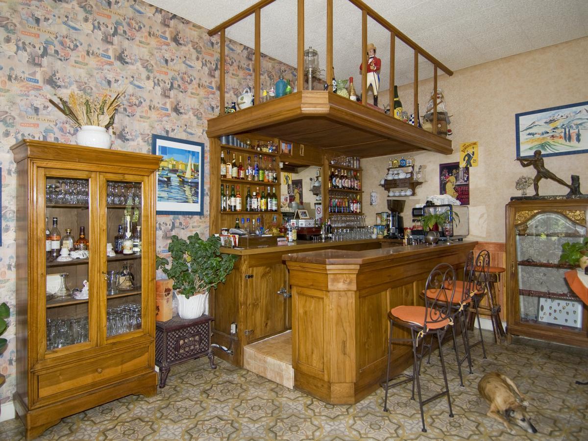 Le Mogador Chateau Du Martinet Violès Exteriér fotografie
